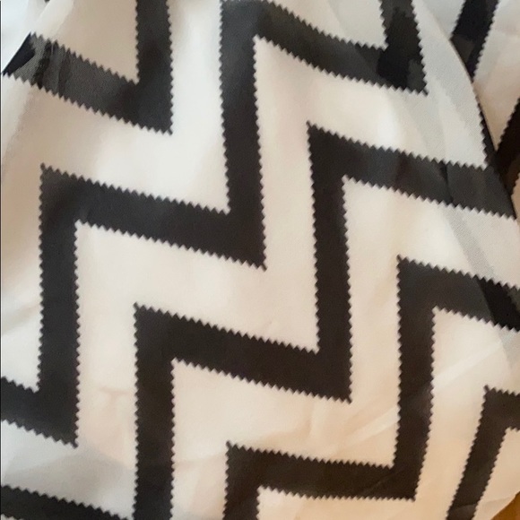 Dress - Picture 5 of 5